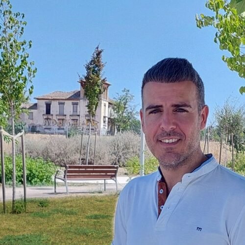 «El refugio Elorrieta. Herencia superviviente de Sierra Nevada» — Un viaje por el patrimonio arquitectónico de las montañas