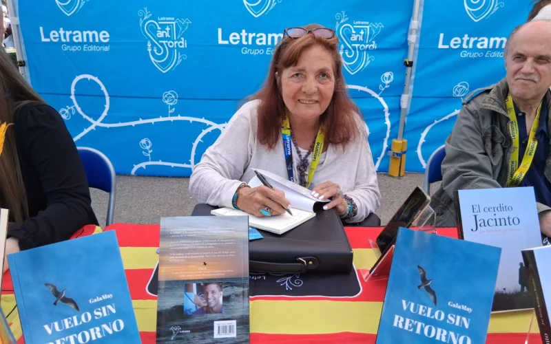 "Vuelo sin retorno", una historia real sobre el amor, la pérdida y lo inevitable, protagoniza la parada de la Editorial Letrame en Sant Jordi