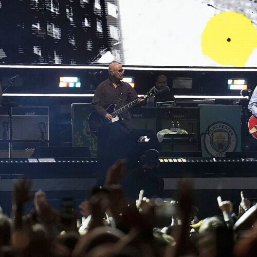 Oasis ofrecen un memorable concierto de reunión: un torrente de adrenalina acumulada durante 16 años
