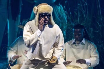 Bad Bunny presenta el sencillo ‘Alambre Púa’ de manera inédita en el Coliseo de Puerto Rico