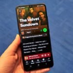 The Velvet Sundown, la banda generada con IA con más de 850.000 oyentes en Spotify
