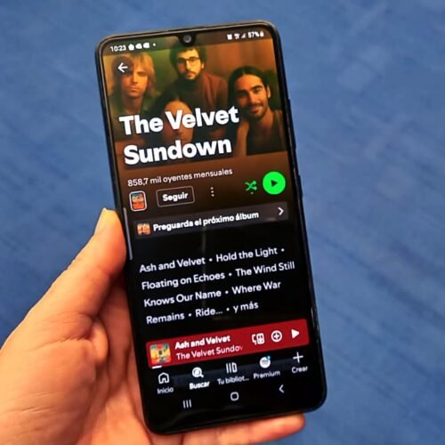 The Velvet Sundown, la banda generada con IA con más de 850.000 oyentes en Spotify