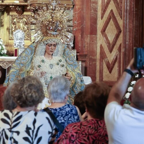 La virgen de la Macarena ya está en el Instituto Andaluz de Patrimonio para analizar su estado tras su polémica restauración