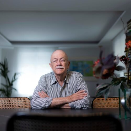 Andrés Ortega, periodista y ensayista: “El totalitarismo se aprovecha de la soledad. Y la fomenta”