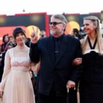 La colosal ‘Frankenstein’ de Guillermo del Toro desmadra al festival de Venecia