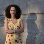 María San Miguel, actriz y dramaturga: “No entiendo cómo una democracia puede sostenerse con muertos bajo su tierra”