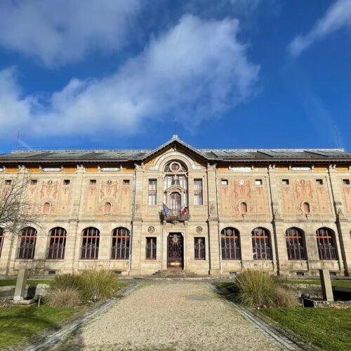 Roban de un museo francés tres obras de porcelana china valoradas en 9,5 millones de euros
