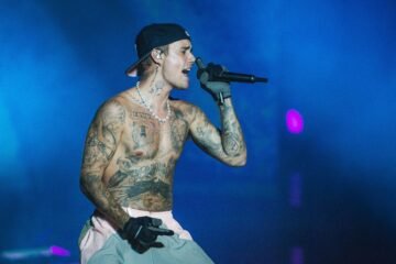 Justin Bieber vuelve a dar la sorpresa y lanza ‘Swag II’ solo siete semanas después de la primera parte