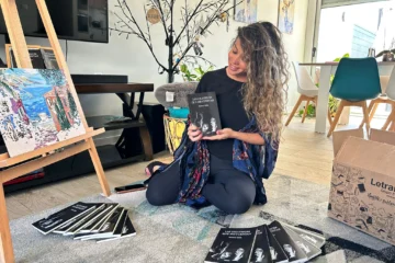 Rebeca Mejía convierte sus cicatrices en palabras para inspirar y sanar