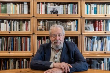 El Premio Cervantes reconoce la mirada melancólica sobre la memoria del mexicano Gonzalo Celorio