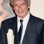 Muere Carlos Moya Valgañon, una singular inteligencia