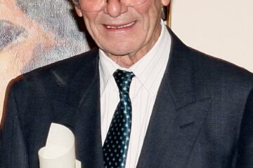 Muere Carlos Moya Valgañon, una singular inteligencia