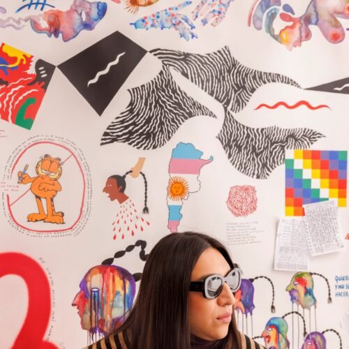 La Chola Poblete, la artista anticolonial que conquistó a la reina Letizia: “Siempre sentí más discriminación por ser ‘marrona’ que por trans”