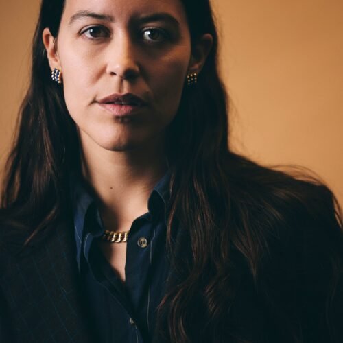 Sara Torres, escritora: “Como mujer aprendes a asustarte con la belleza de las demás”