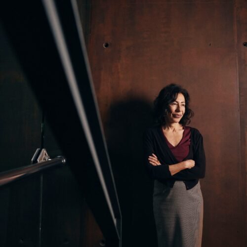 Yasmina Reza: “El lugar del escritor es no tener un juicio. La escritura es un cuestionamiento perpetuo”