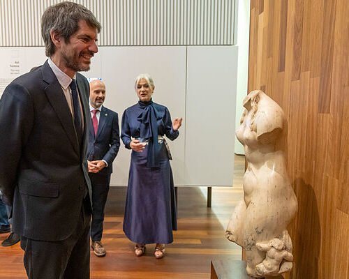 Urtasun pide reabrir el caso de Julio Iglesias tras el archivo de la Audiencia Nacional: «Me preocupa que se declare incompetente y espero que otro foro lo investigue»