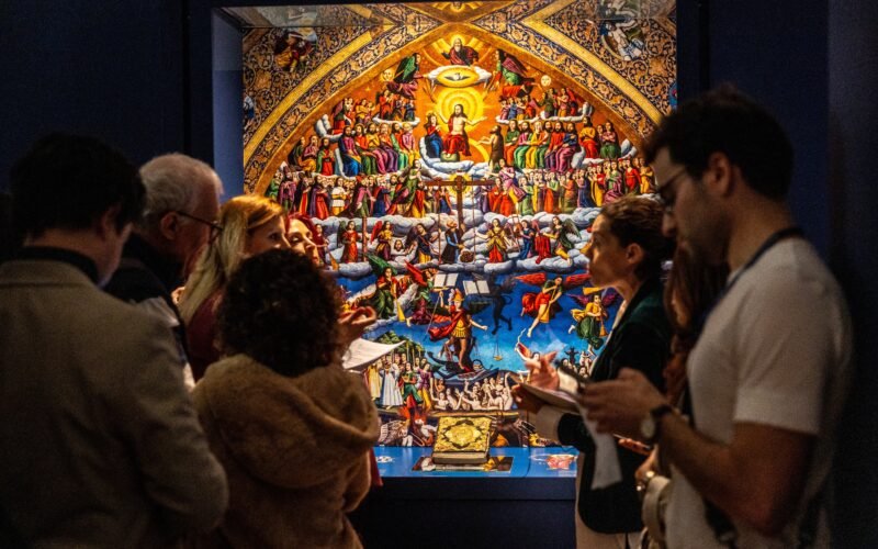 Mil años de historia en miniaturas místicas: los manuscritos armenios que conectan mundos llegan a Madrid