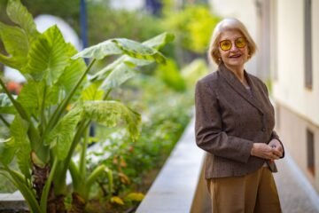 De la nazarena que procesionó de incógnito a las mujeres de Sagunto: los 40 años de lucha feminista en las cofradías