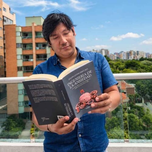 Julián Javier Pérez Rey transforma la ansiedad en una herramienta de reconstrucción personal con su obra Ingeniería de la Ansiedad
