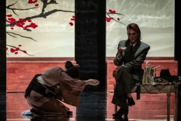 ‘El veneno del teatro’ y ‘Sonia dice que descansaremos’: entre el artificio y el arte