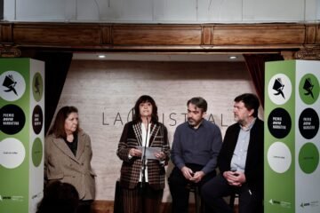 El premio del millón de euros: cómo un certamen literario se convierte en una bomba