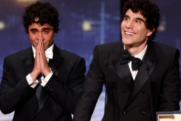 Los Javis ganan el Premio a mejor dirección en Cannes con ‘La bola negra’ y ‘Fjord’ se lleva la Palma de Oro