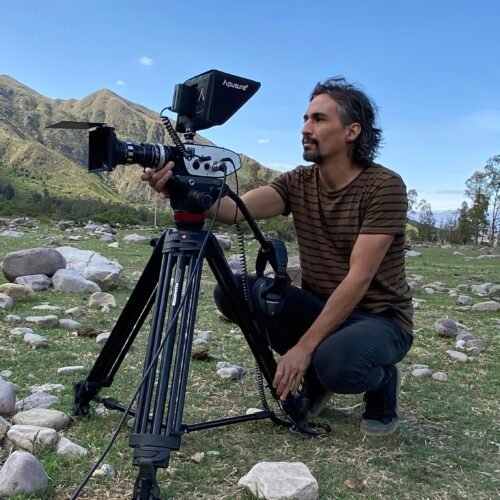 El colonialismo dentro de la industria cinematográfica de Bolivia: “En el set hay dos clases de personas, las que importan y las que no”