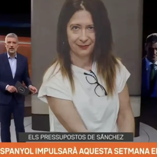 El suspense de la aparición de Pedro Sánchez agazapado tras Leire Díez en las noticias de TV3