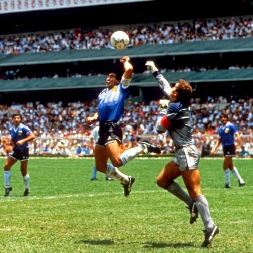 “Una religión en busca de un Dios”: la cultura del fútbol
