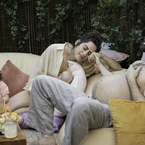 ‘Nueve lunas’: Entre el realismo y lo perezosamente didáctico (**)