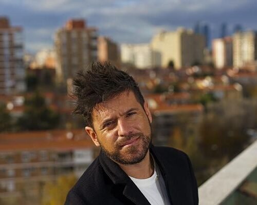 El cantante Pablo López aplaza su concierto en Fuengirola por «una lesión muscular grave» que le llevó al hospital