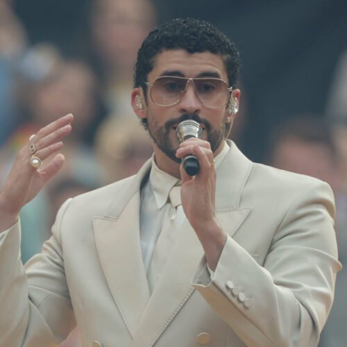Bad Bunny cierra su gira mundial con dos masivos conciertos en Puerto Rico: «Ese niño vuelve a casa para celebrar una vez más que nunca se fue»