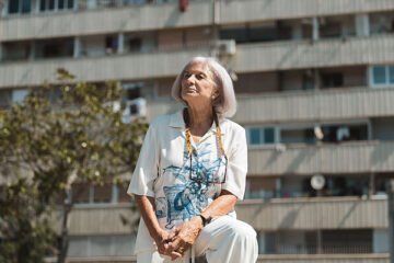Alicia Giménez Bartlett: «Me apetecía muchísimo cargarme a un cura»