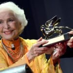 Ellen Burstyn, homenajeada en Venecia, se mete en la piel de una Marilyn anciana