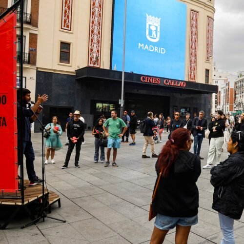 Sorogoyen, Alana S. Portero, Paul B. Preciado y otros 23 participantes amenazan con retirarse del Festival Ideas si no rompe con Allianz por sus vínculos con Israel