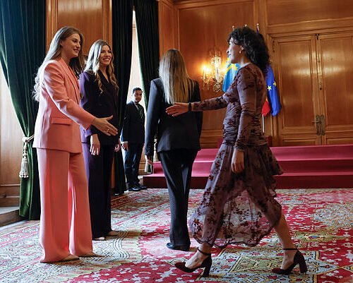 El paso al frente de Leonor, en solitario, en los Princesa de Asturias: complicidad con los premiados y seguridad