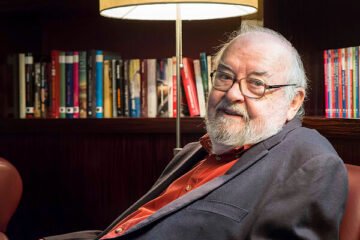 Muere a los 85 años José Luis García Sánchez, director de ‘Las truchas’, conversador infatigable y cronista en color de la España negra