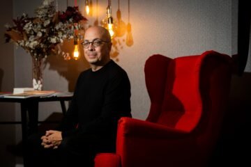 Jorge Volpi: “La inteligencia artificial es una herramienta prodigiosa, pero se usa sobre todo para aniquilar la democracia”