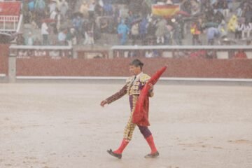 Lluvia purificadora para el magisterio de Urdiales