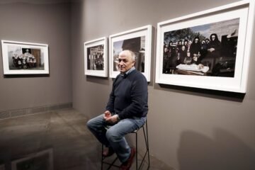 Muere el fotógrafo Miguel Bergasa, que documentó la hermética vida de la comunidad menonita en Paraguay